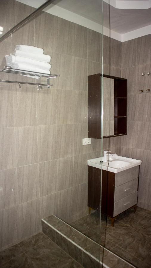 Kislas Luxury Hotel Adenta Екстериор снимка