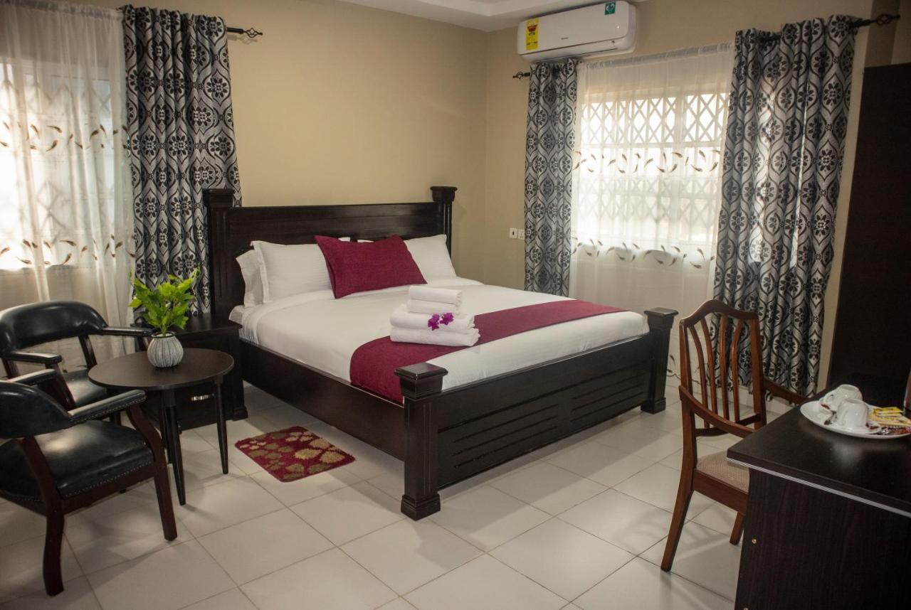 Kislas Luxury Hotel Adenta Екстериор снимка